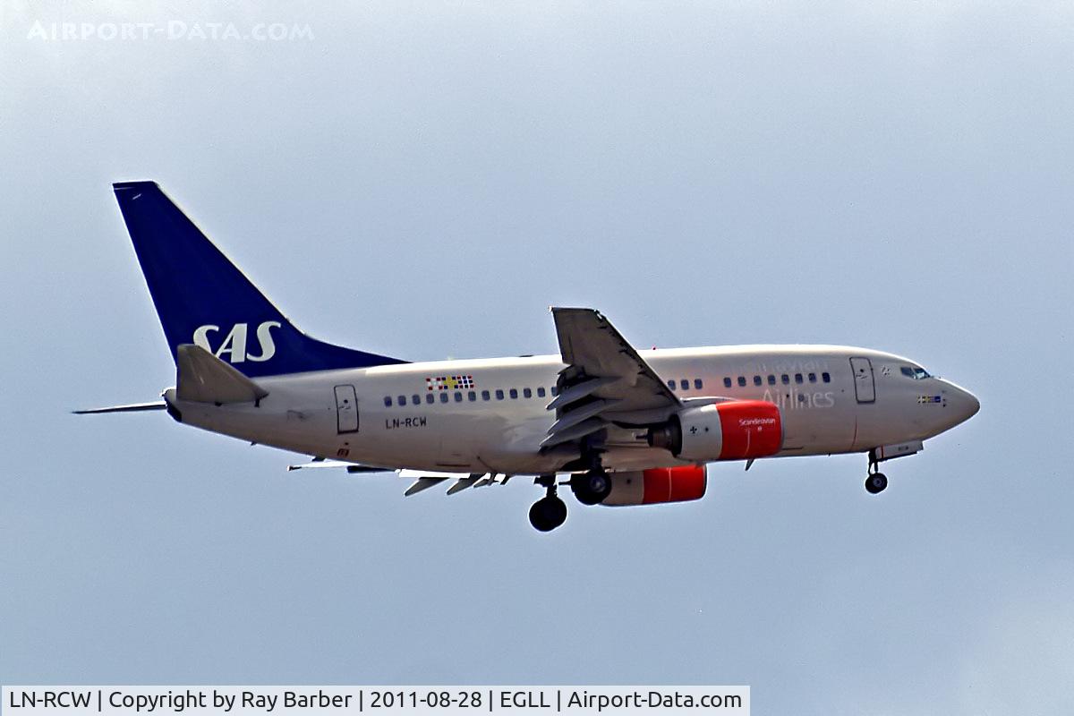 LN-RCW, 1999 Boeing 737-683 C/N 28308, Boeing 737-683 [28308] (SAS Scandinavian Airlines) Home~G 28/08/2011. On approach 27L.
