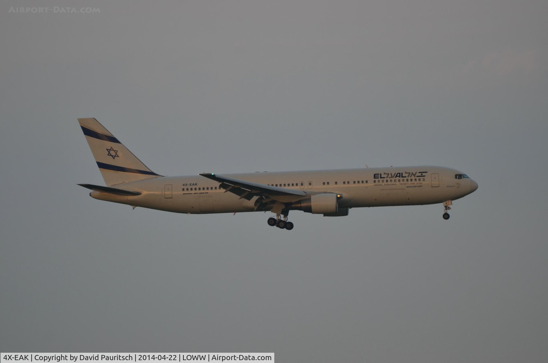 4X-EAK, 1997 Boeing 767-3Q8 C/N 27600, Very special visitor arriving from Tel Aviv
