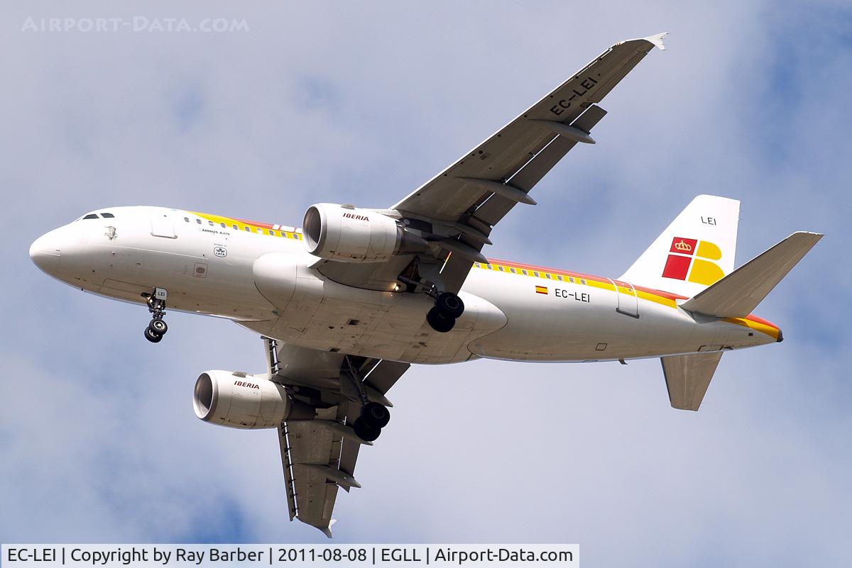 EC-LEI, 2008 Airbus A319-111 C/N 3744, EC-LEI   Airbus A319-111 [3744] (Iberia) Home~G 08/08/2011. On approach 27R.