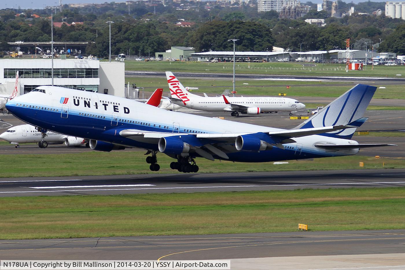 N178UA, 1990 Boeing 747-422 C/N 24385, away from 34L