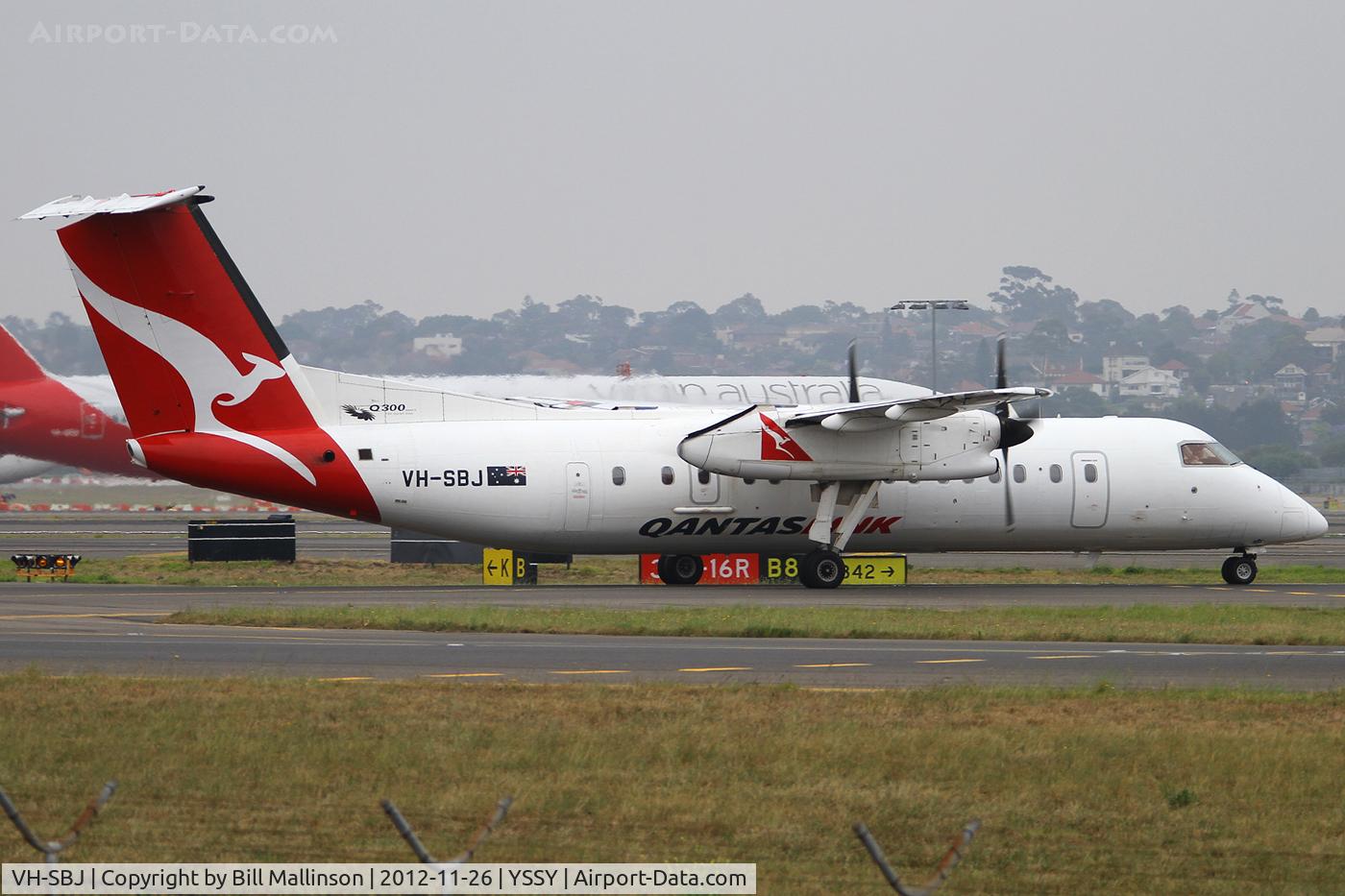 VH-SBJ, 2001 De Havilland Canada DHC-8-315Q Dash 8 C/N 578, taxiing from 34R