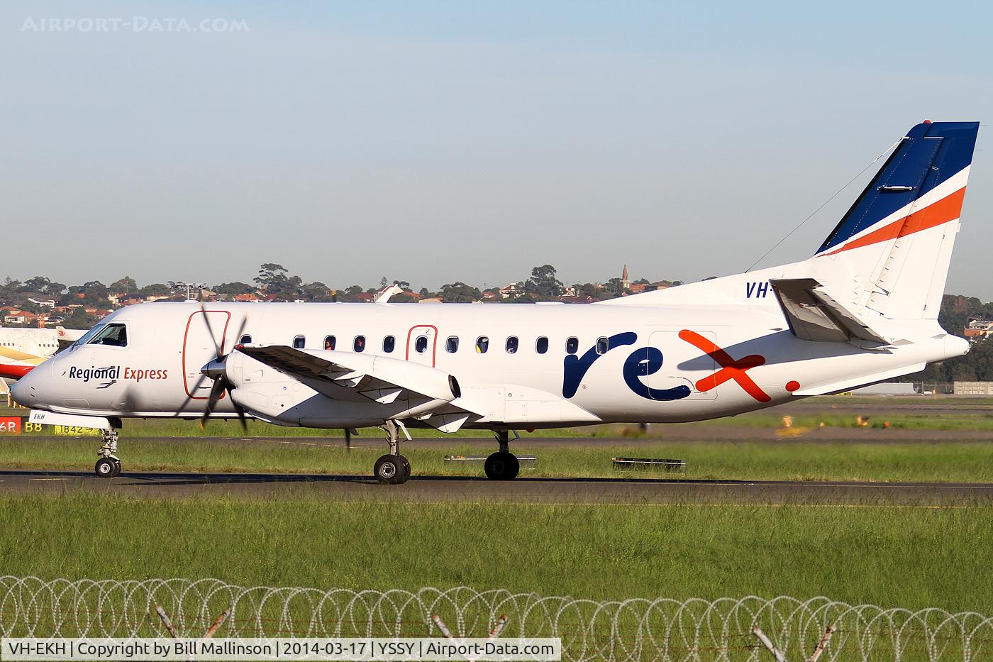 VH-EKH, 1995 Saab 340B C/N 340B-369, taxiing to 34R