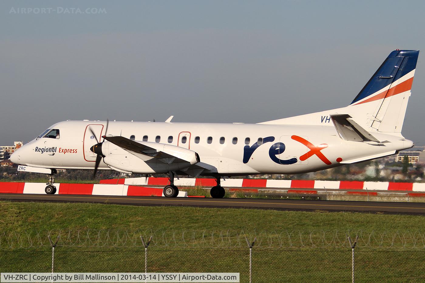 VH-ZRC, 1996 SAAB 340B C/N 340B-390, taxiing to 34R