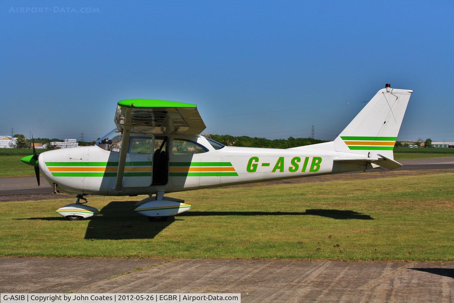 G-ASIB, 1963 Reims Cessna F172D C/N 0006, Parked