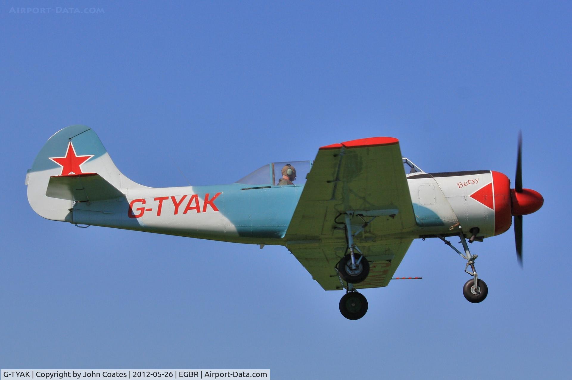 G-TYAK, 1989 Bacau Yak-52 C/N 899907, Departing