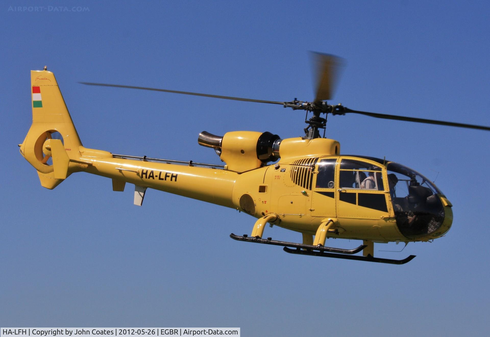HA-LFH, 1979 Aerospatiale SA-342J Gazelle C/N 1775, Departing