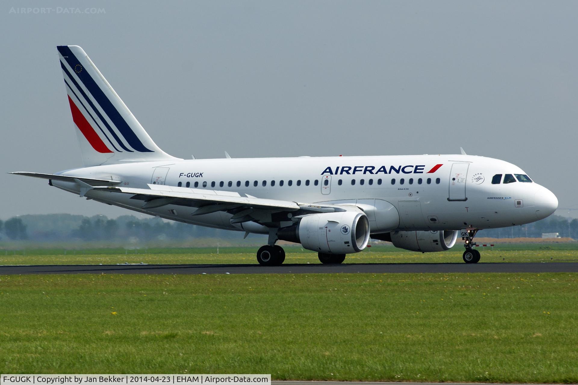 F-GUGK, 2005 Airbus A318-111 C/N 2601, Polderbaan, Amsterdam Schiphol, just after landing