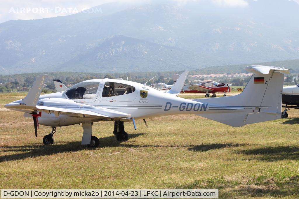 D-GDON, 2005 Diamond DA-42 Twin Star C/N 42.059, Parked