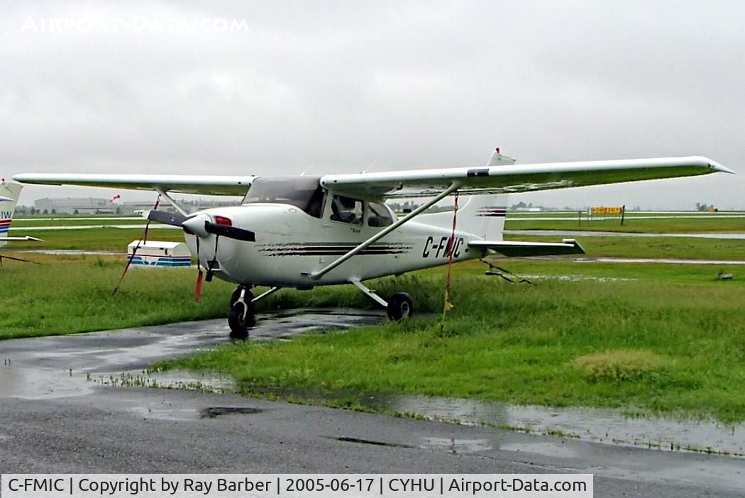 C-FMIC, 1998 Cessna 172R C/N 17280693, Cessna 172R Skyhawk [172-80693] St. Hubert~C 17/06/2005