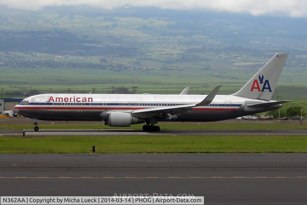 N362AA, 1988 Boeing 767-323 C/N 24043, At Kahului