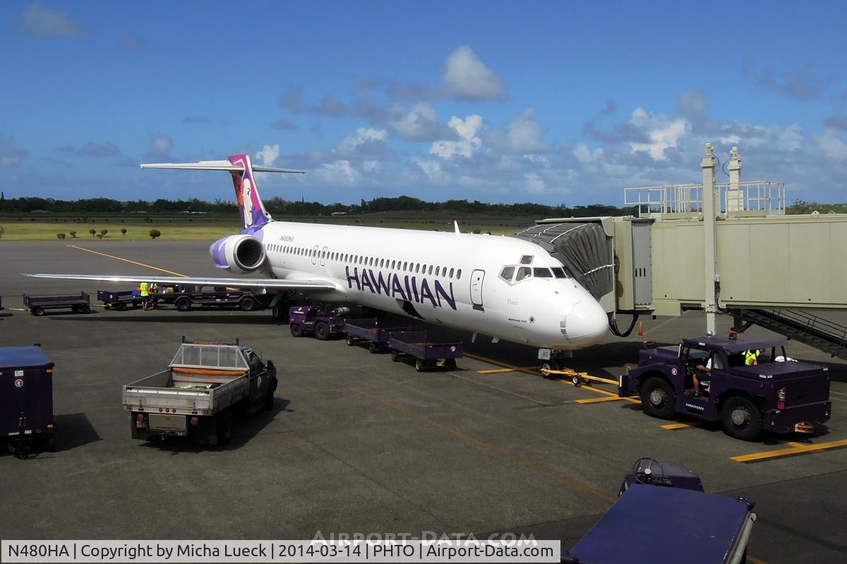 N480HA, 2001 Boeing 717-22A C/N 55125, At Hilo