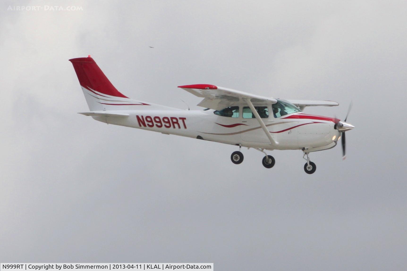 N999RT, 1979 Cessna R182 Skylane RG C/N R18201064, Arriving at Lakeland during Sun N Fun 2013.