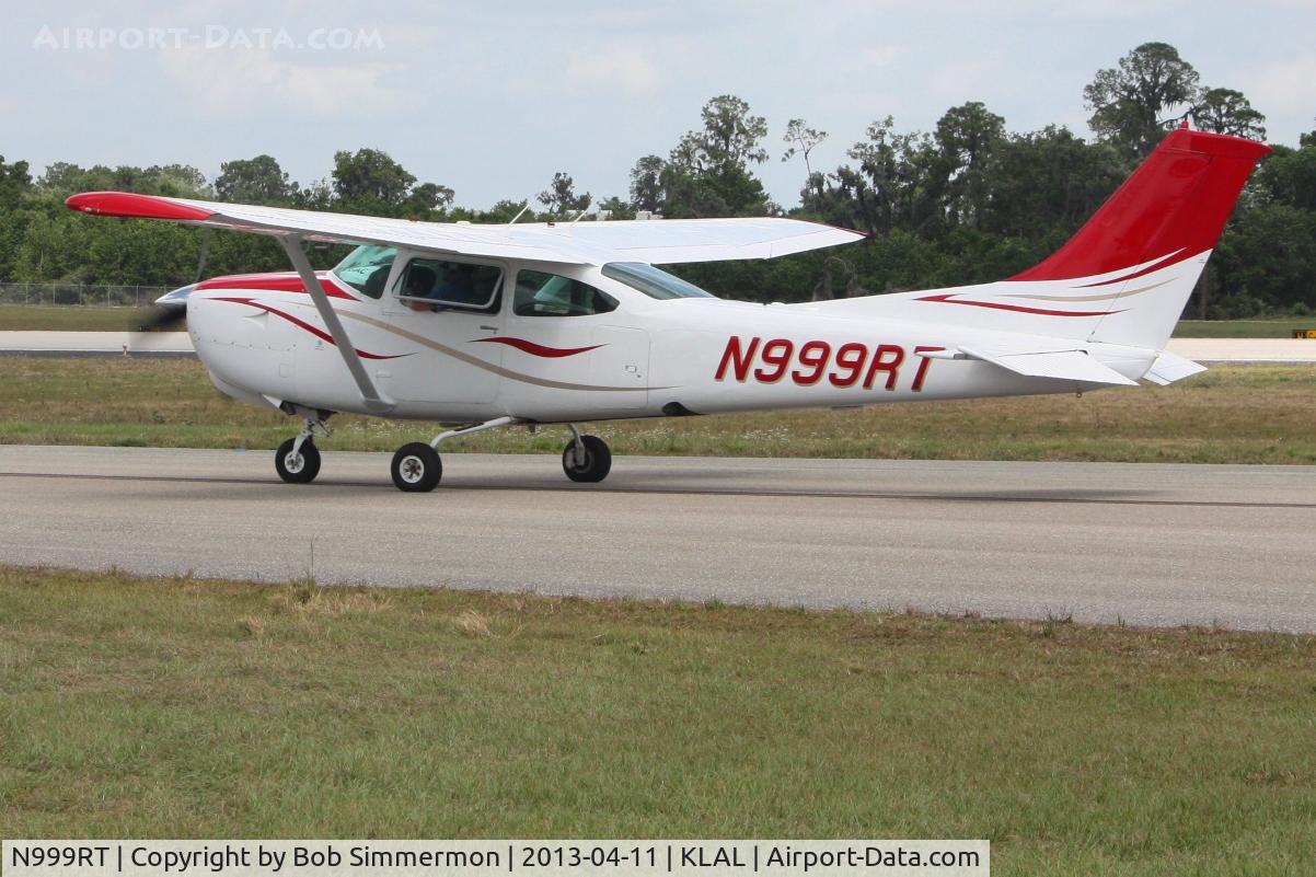N999RT, 1979 Cessna R182 Skylane RG C/N R18201064, Arriving at Lakeland during Sun N Fun 2013.