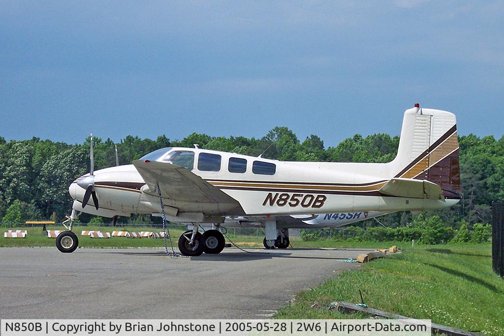 N850B, 1960 Beech D50E Twin Bonanza C/N DH-303, N850B Beech D50E  2W6 28.5.05