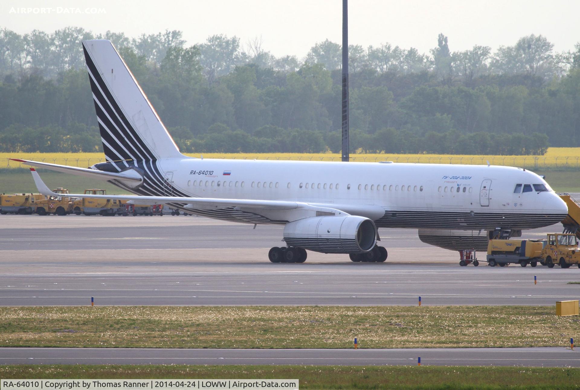 RA-64010, 1993 Tupolev Tu-204C C/N 145074-3164010, Business Aero Tu-204