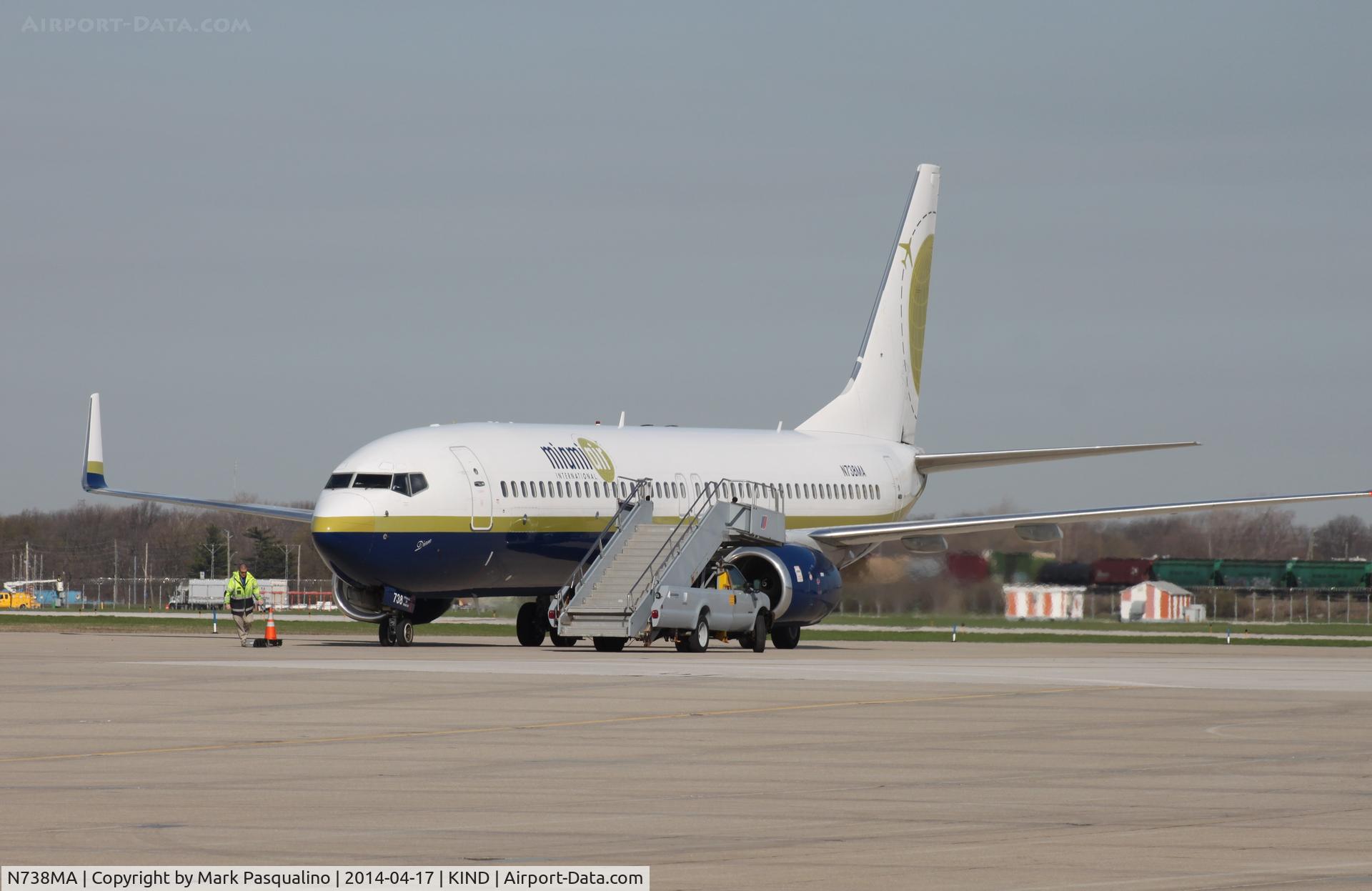 N738MA, 2004 Boeing 737-8Q8 C/N 32799, Boeing 737-800