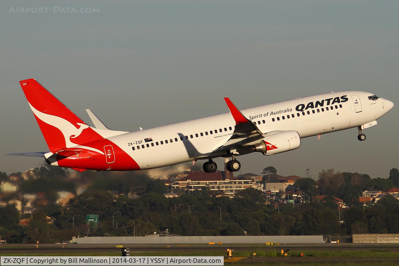 ZK-ZQF, 2011 Boeing 737-838 C/N 34204, away from 34L