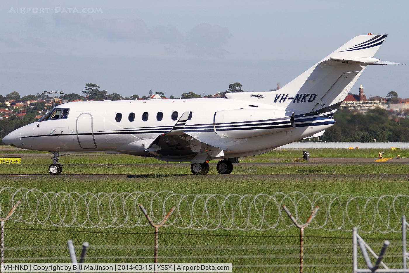 VH-NKD, 2008 Hawker Beechcraft 900XP C/N HA-0064, taxiing to 34R