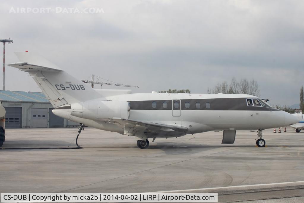 CS-DUB, 2008 Raytheon Hawker 750 C/N HB-0005, Parked