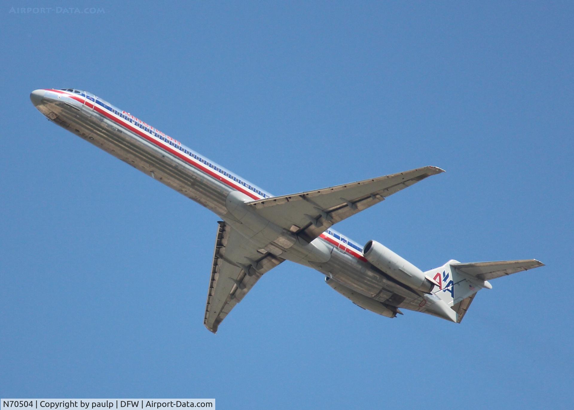 N70504, 1989 McDonnell Douglas MD-82 (DC-9-82) C/N 49798, At DFW.