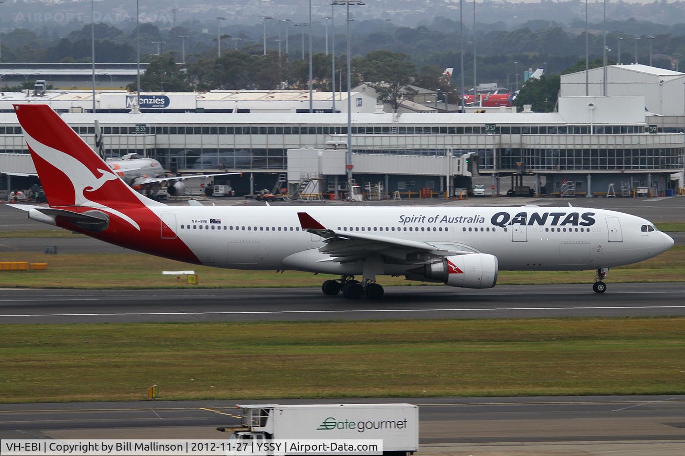 VH-EBI, 2008 Airbus A330-203 C/N 898, on 16R
