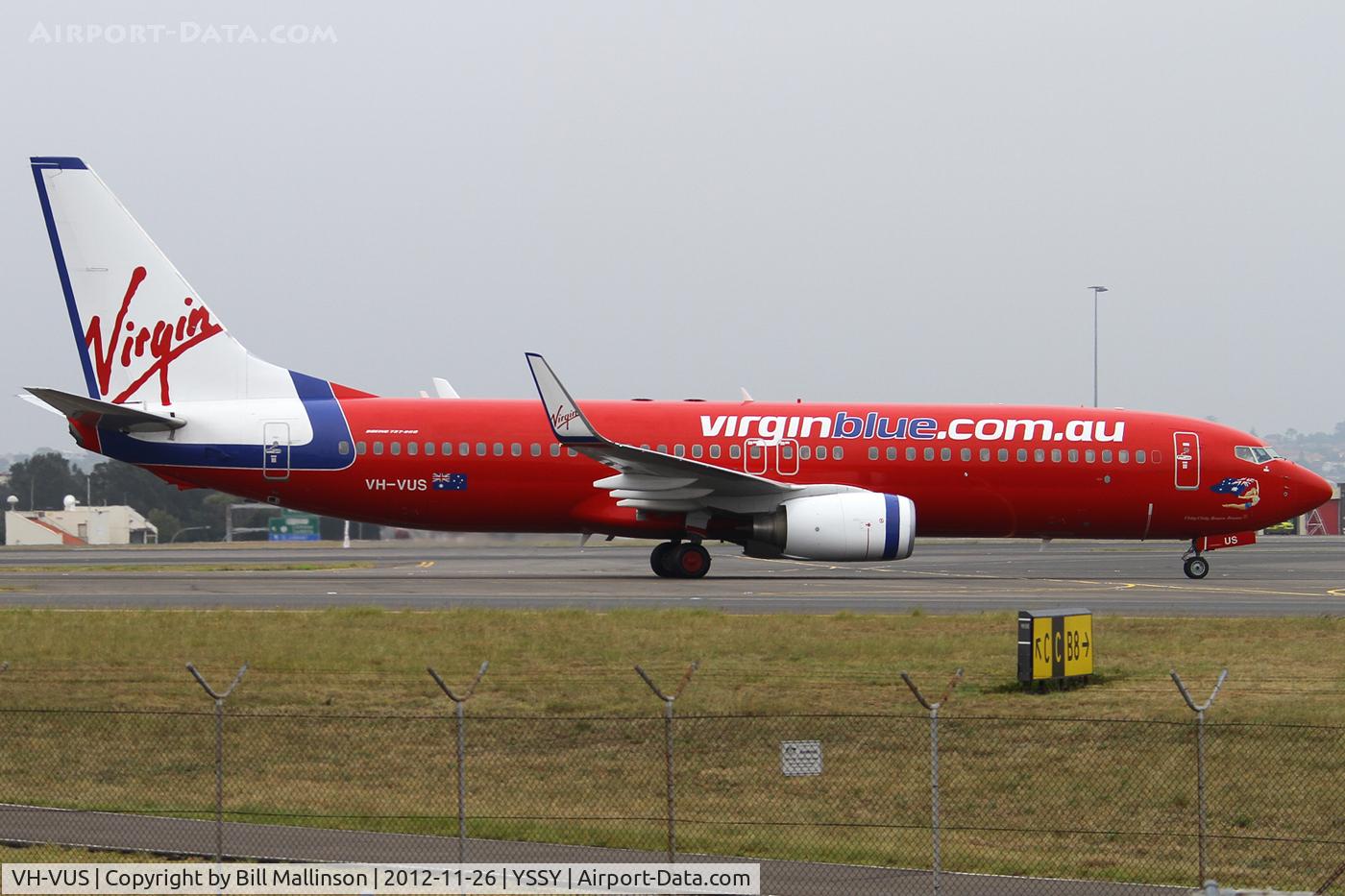 VH-VUS, 2009 Boeing 737-8FE C/N 36607, taxiing from 34R