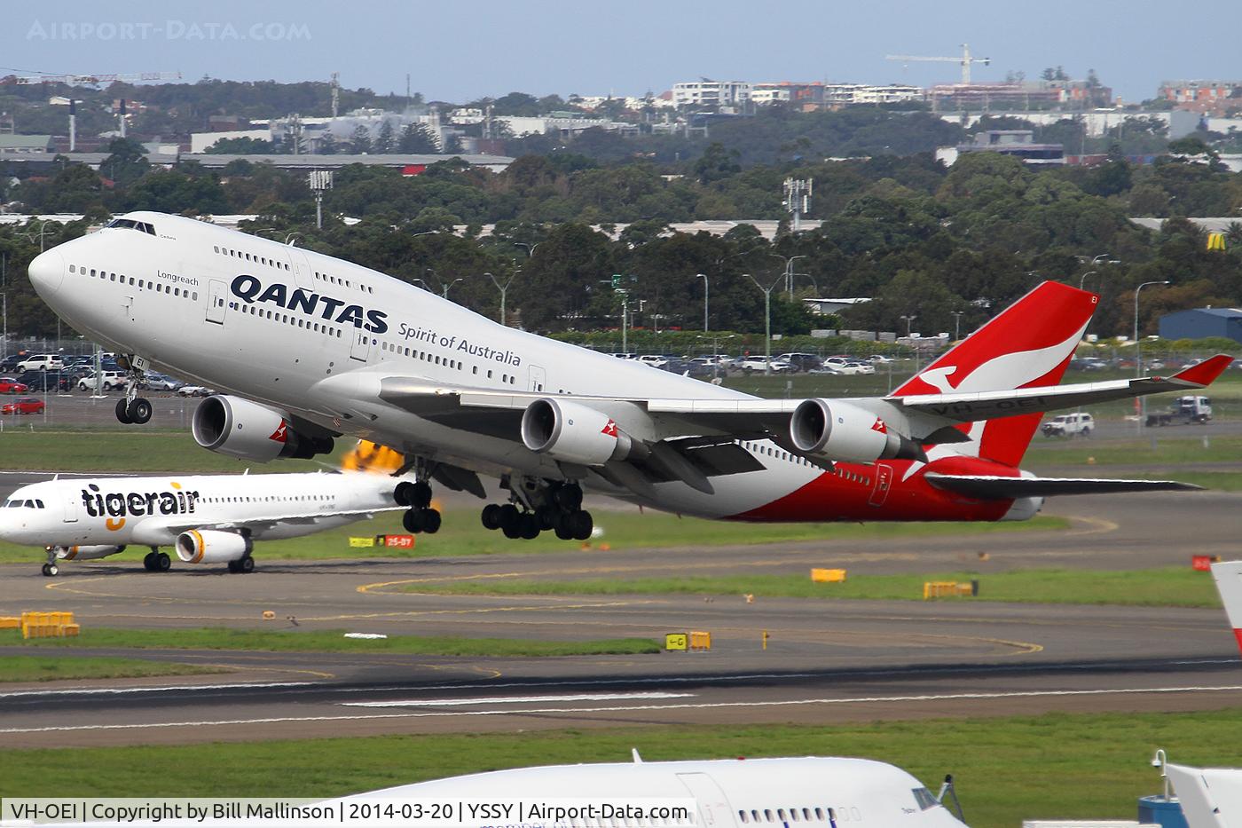 VH-OEI, 2003 Boeing 747-438/ER C/N 32913, away from 34L