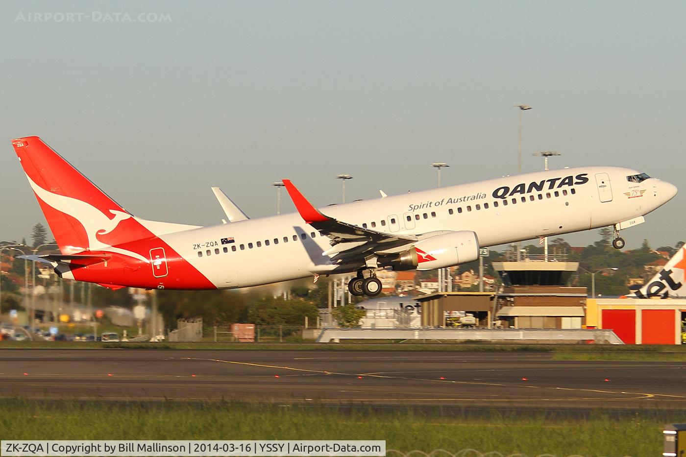 ZK-ZQA, 2009 Boeing 737-838 C/N 34200, away off 34L