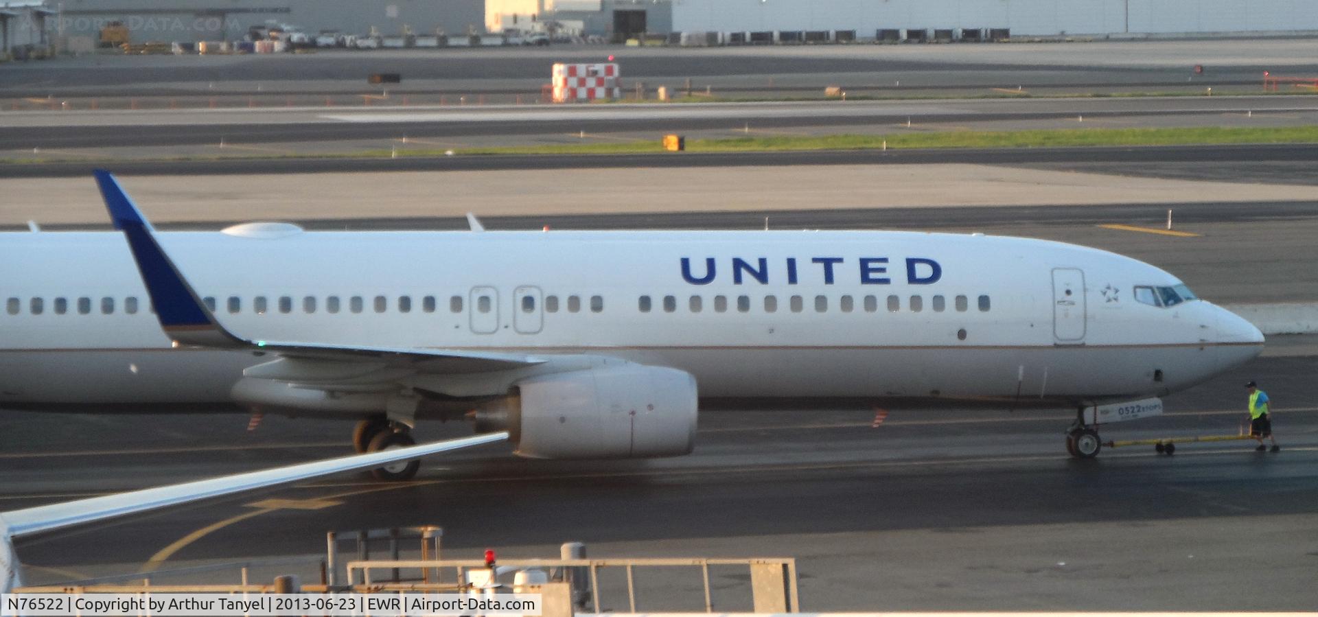 N76522, 2010 Boeing 737-824 C/N 31660, @ EWR