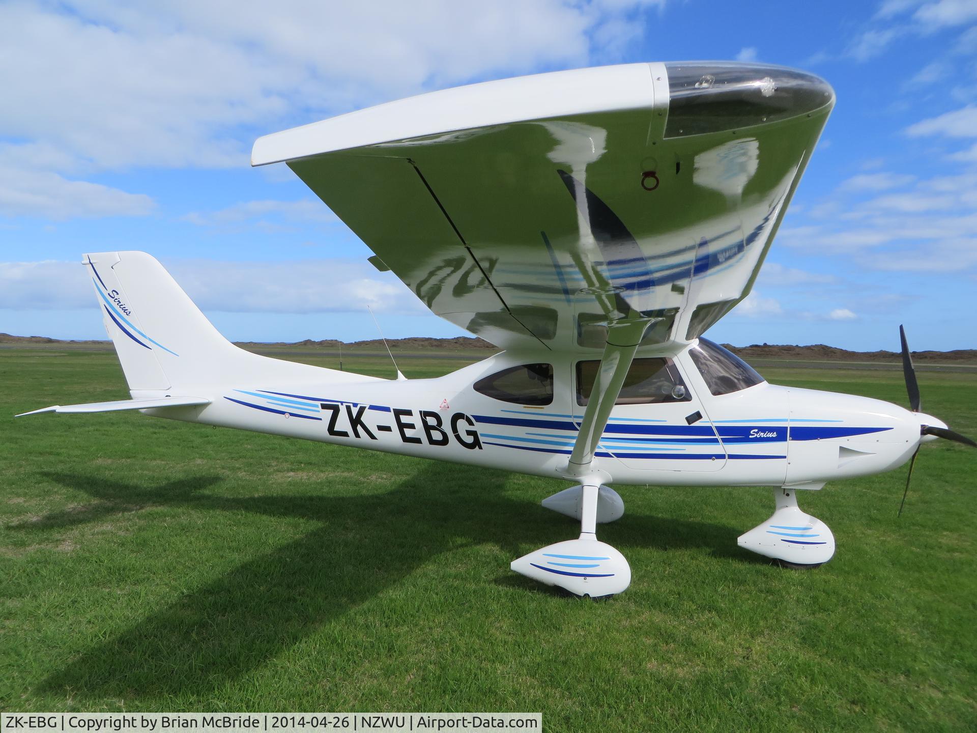 ZK-EBG, TL Ultralight TL-3000 Sirius C/N 10SI13, TL-3000 Sirius. ZK-EBG cn 10 SI 13. Wanganui (WAG NZWU). Image © Brian McBride. 26 April 2014