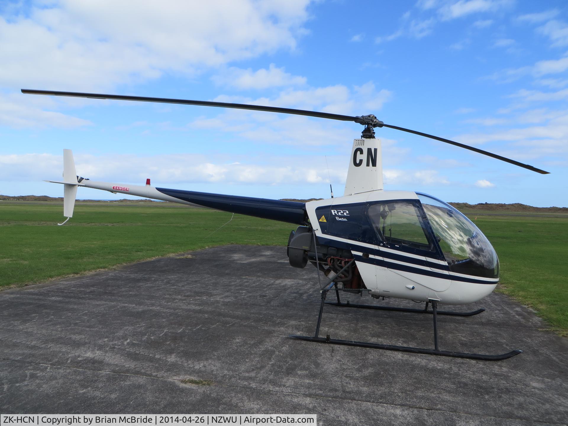ZK-HCN, Robinson R22 Beta C/N 1553, Robinson R22 Beta. ZK-HCN cn 1553. Wanganui (WAG NZWU). Image © Brian McBride. 26 April 2014