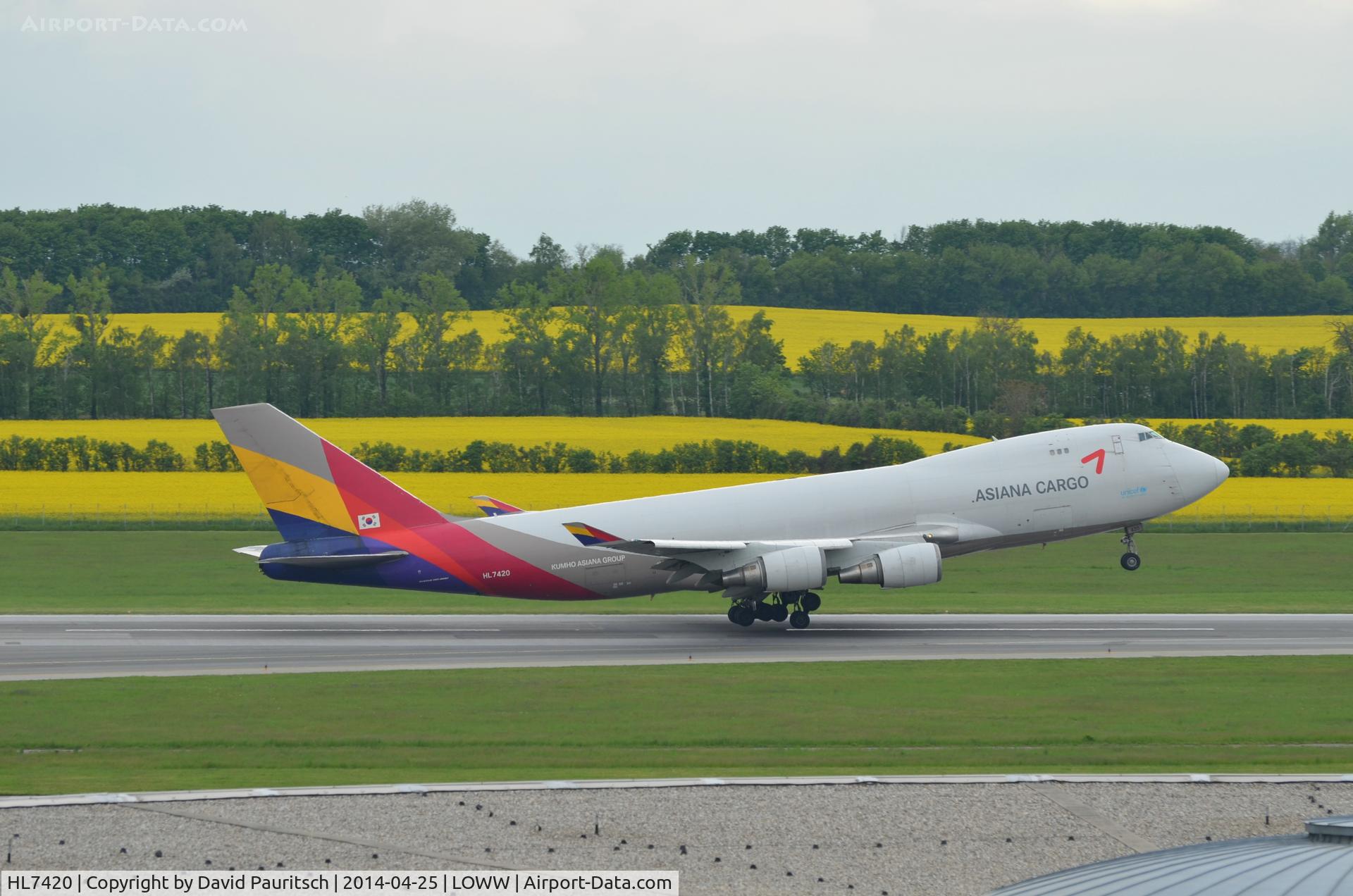 HL7420, 1995 Boeing 747-48EF (SCD) C/N 25783, Taking off to Seoul Incheon!