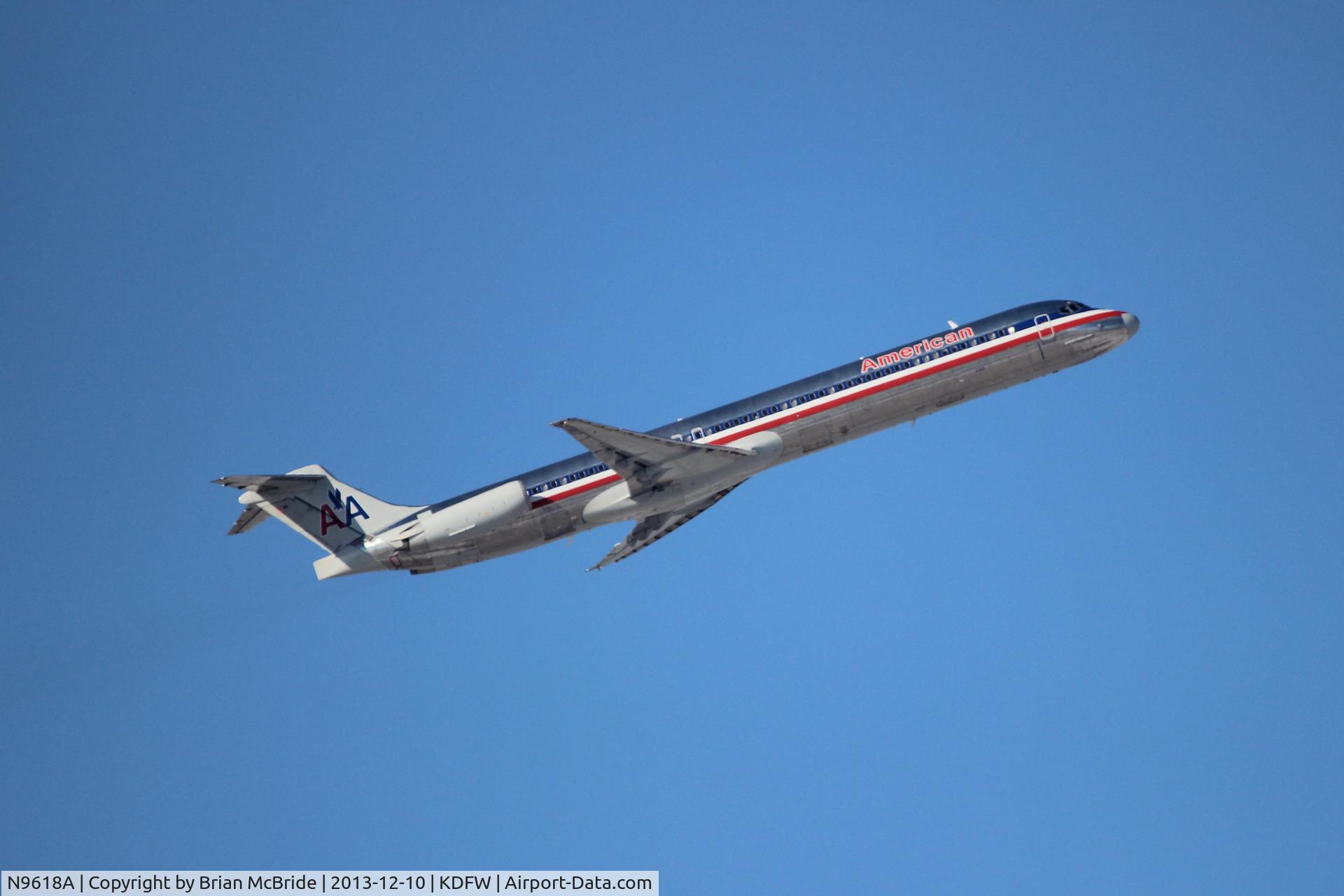 N9618A, 1997 McDonnell Douglas MD-83 (DC-9-83) C/N 53565, American Airlines. MD-83 (DC-9-83). N9618A 4XE cn 53565 2201. Dallas - Fort Worth - International (DFW KDFW). Image © Brian McBride. 10 December 2013