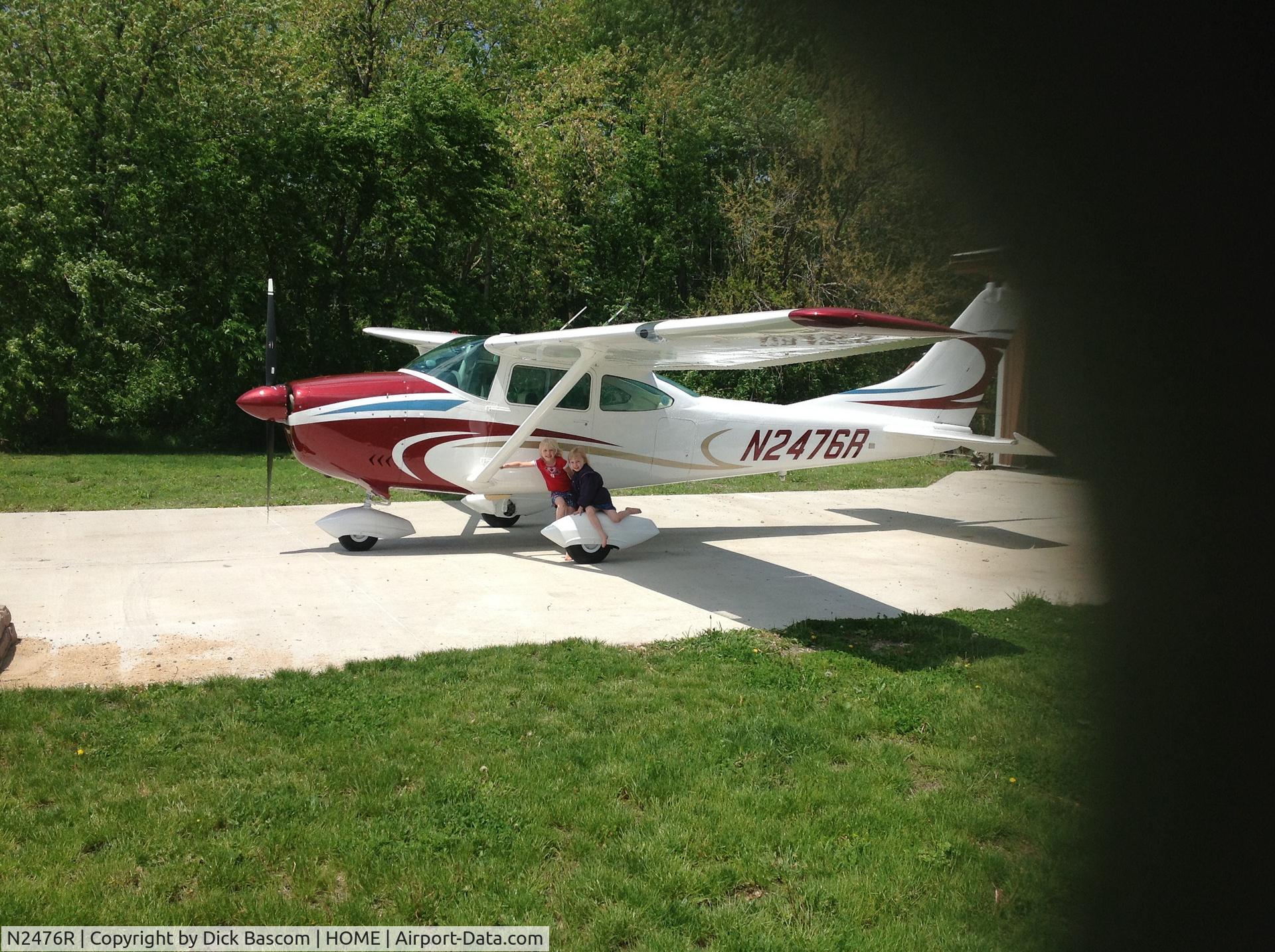N2476R, 1964 Cessna 182G Skylane C/N 18255576, N2476R at home