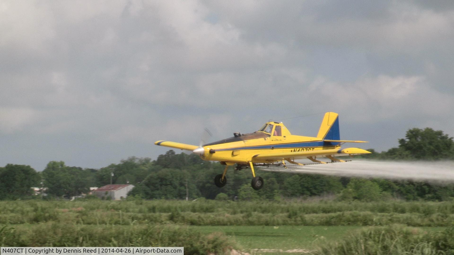 N407CT, Air Tractor Inc AT-502 C/N 502-0076, This plane dusting in front of my house!