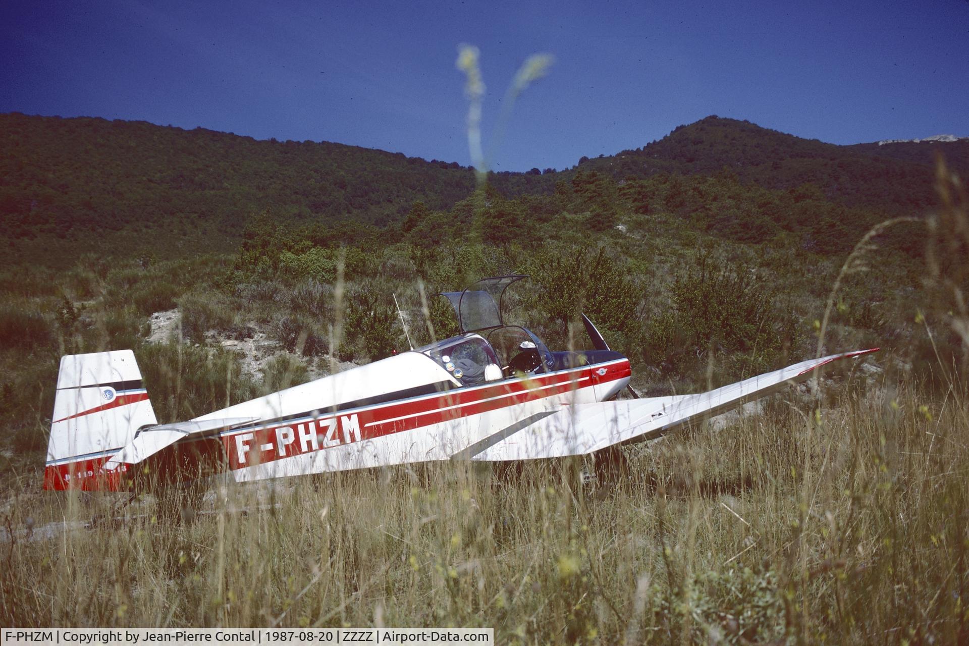 F-PHZM, 1957 Jodel D-113 C/N 318, Parking area, backcountry landing strip «Les Maillets», near l'Escoulin, Drôme, France, LID: LF2624, elev: 2400 ft