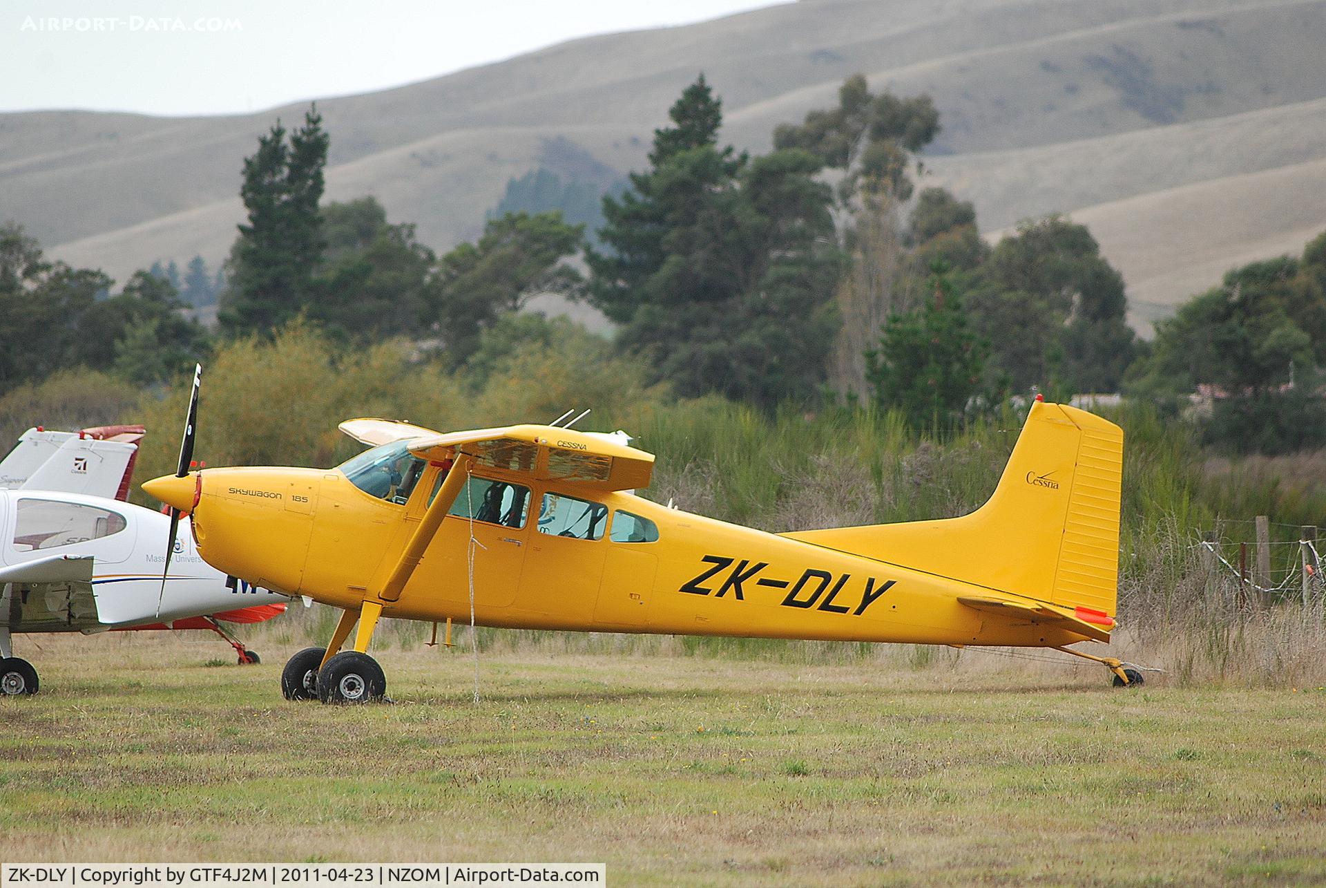 ZK-DLY, Cessna A185F Skywagon 185 C/N 18502284, ZK-DLY  visiting the Omaka airshow 23.4.11