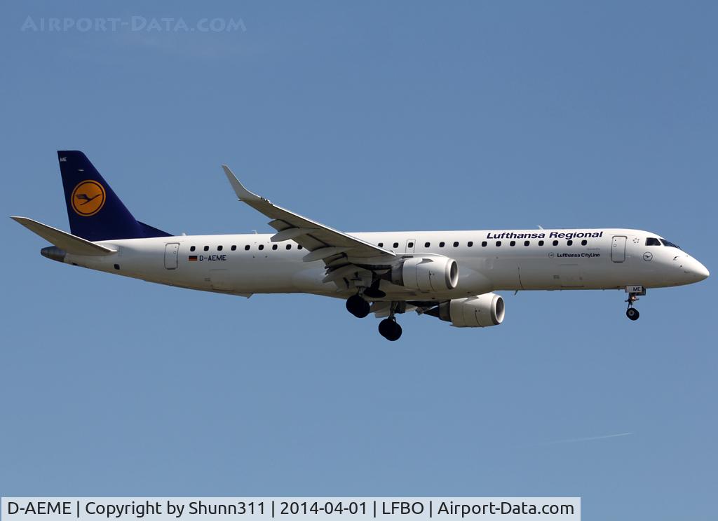 D-AEME, 2009 Embraer 195LR (ERJ-190-200LR) C/N 19000308, Landing rwy 14R