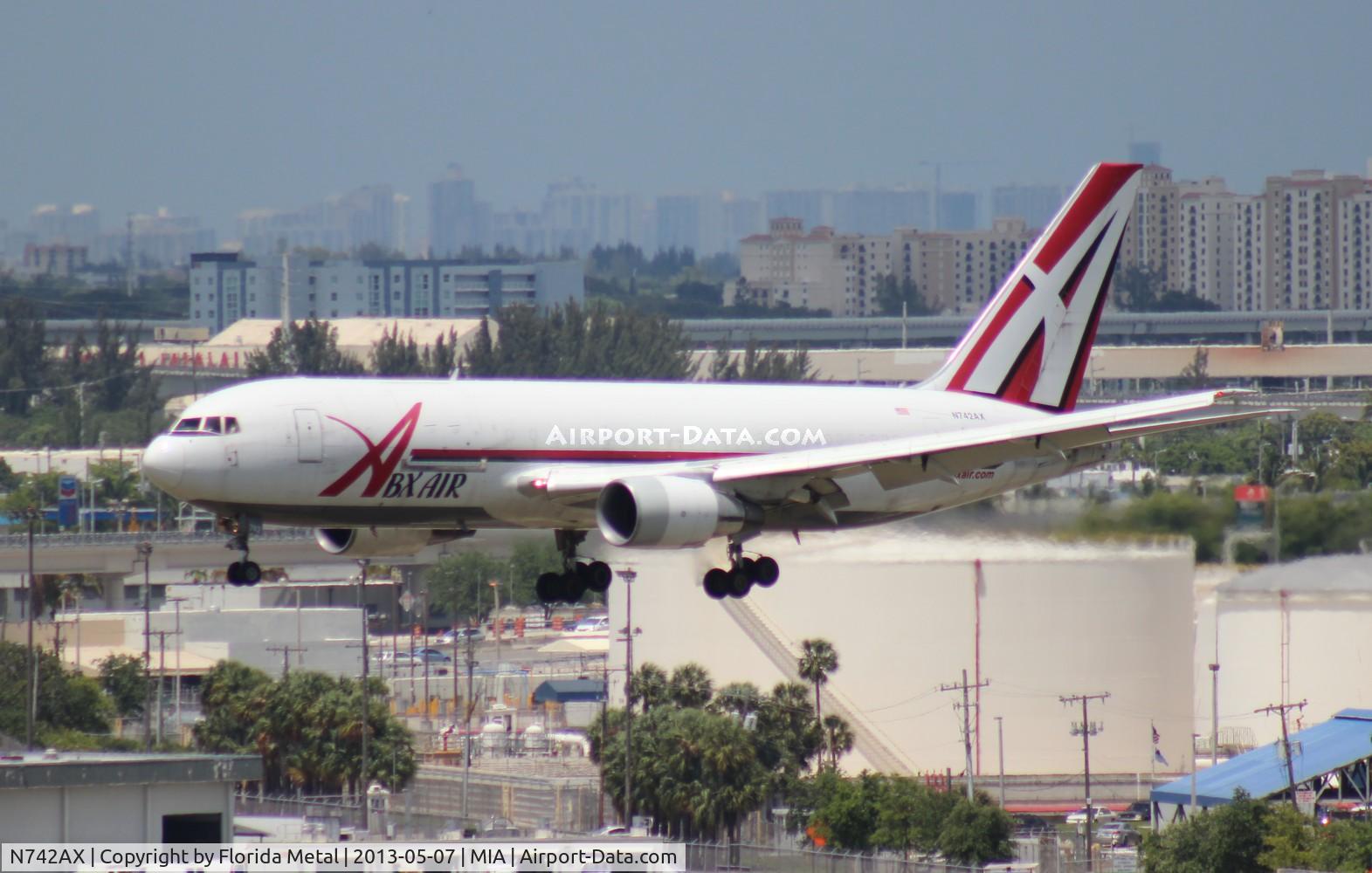 N742AX, 1983 Boeing 767-232 C/N 22217, ABX 767-200