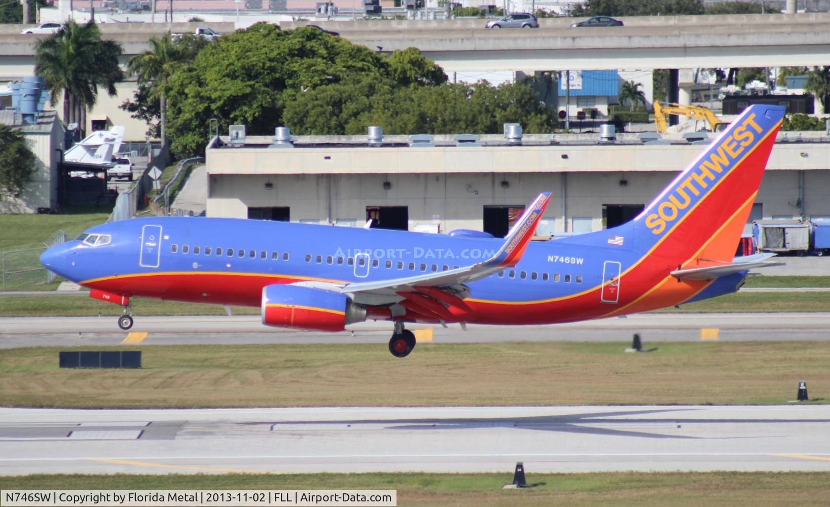 N746SW, 1999 Boeing 737-7H4 C/N 29798, Southwest 737-700