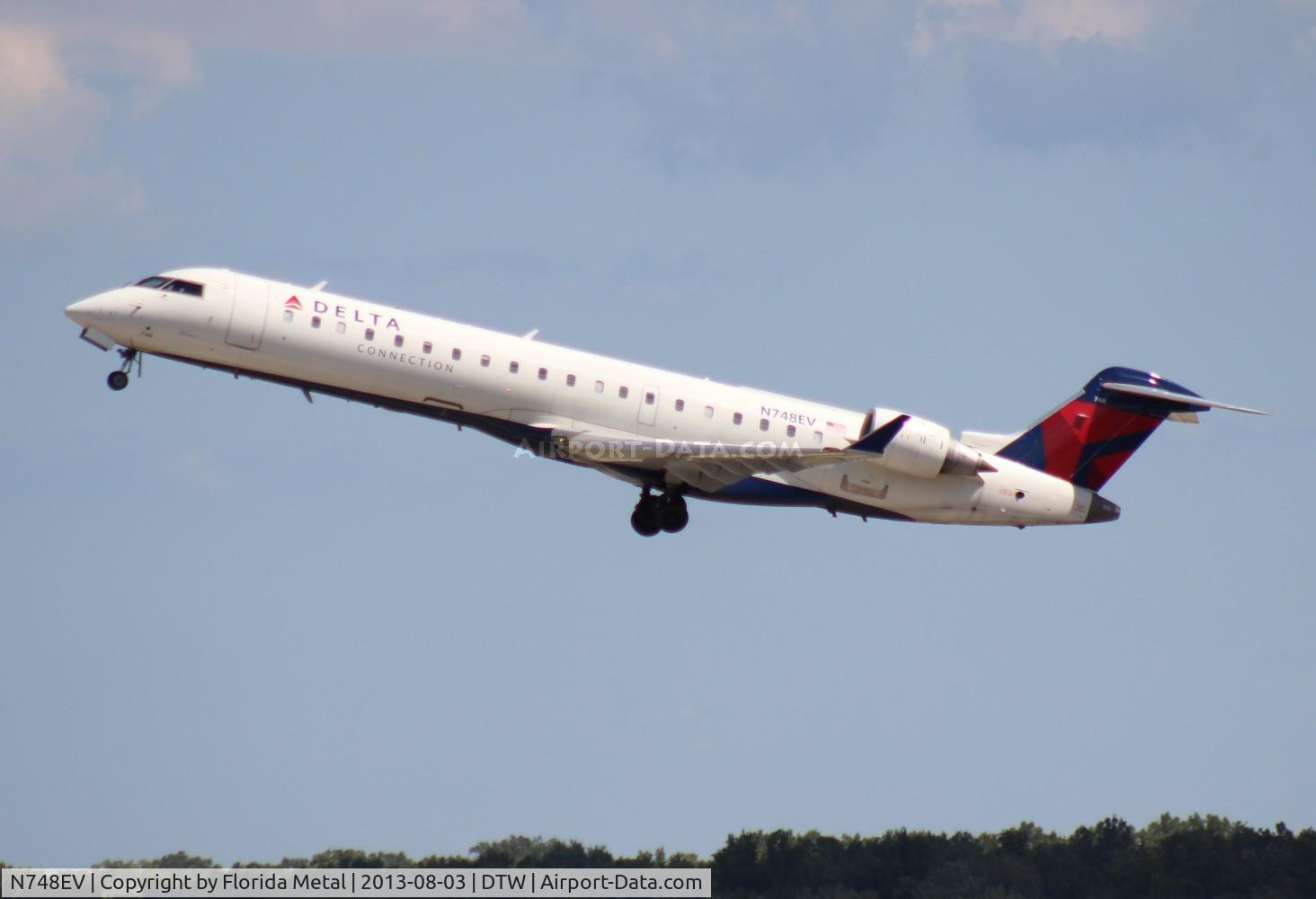 N748EV, 2004 Canadair CRJ-700 (CL-600-2C10) Regional Jet C/N 10158, ASA CRJ-700