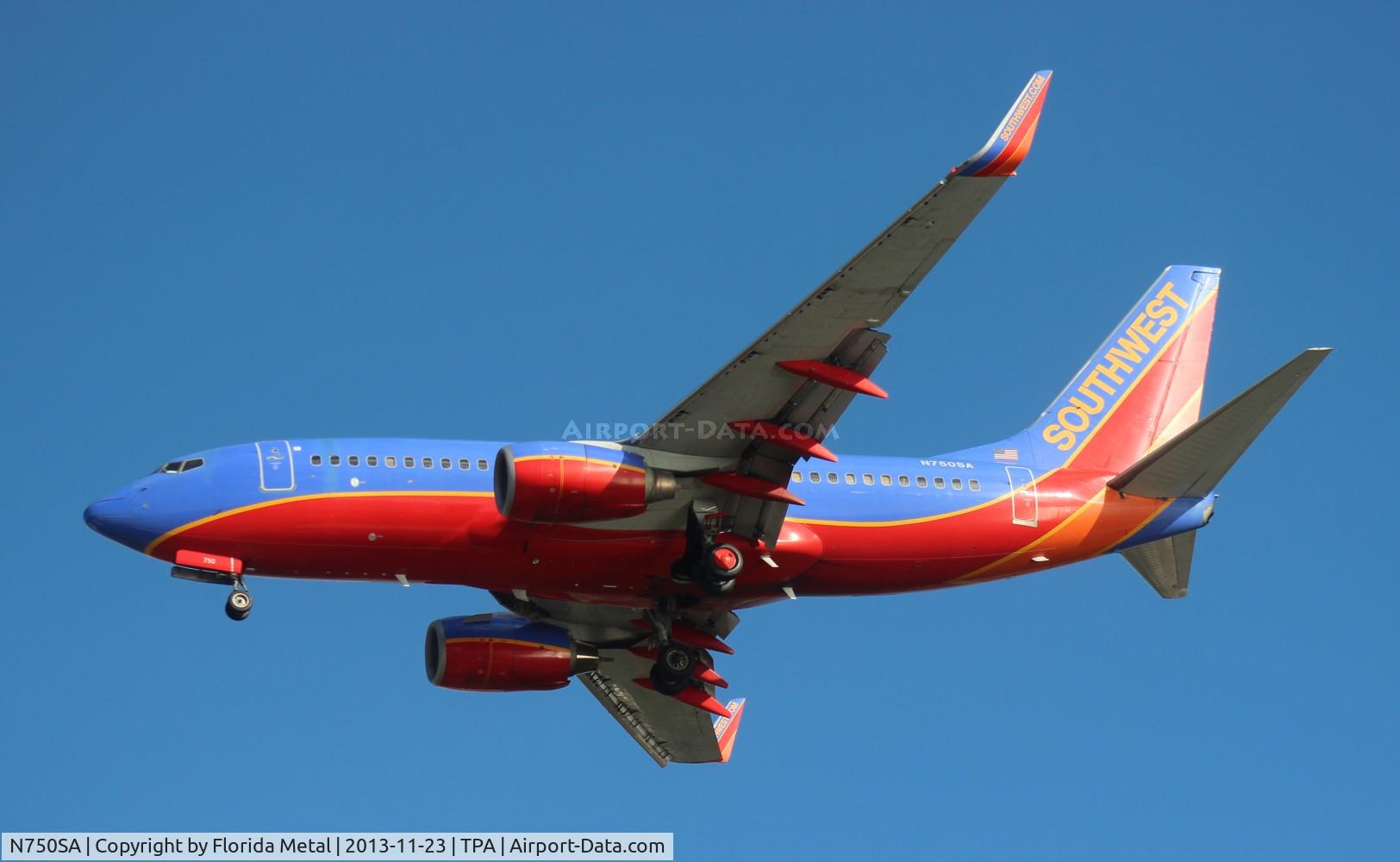 N750SA, 1999 Boeing 737-7H4 C/N 29802, Southwest 737-700