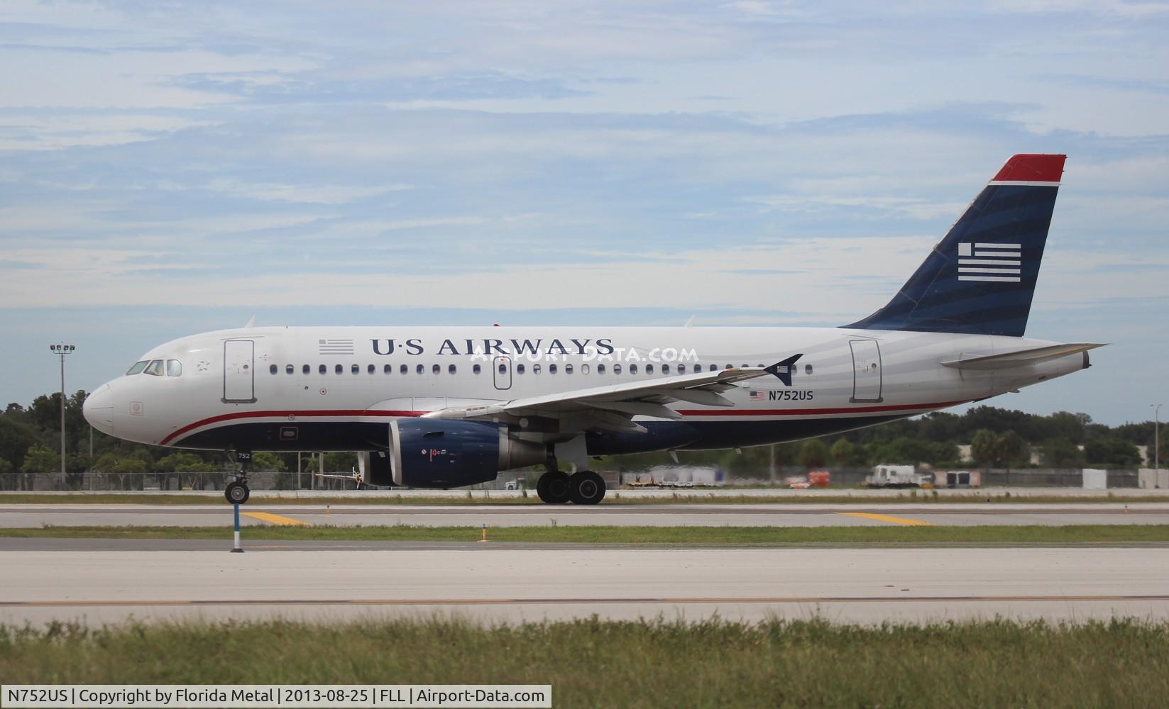N752US, 2000 Airbus A319-112 C/N 1319, USAirways A319