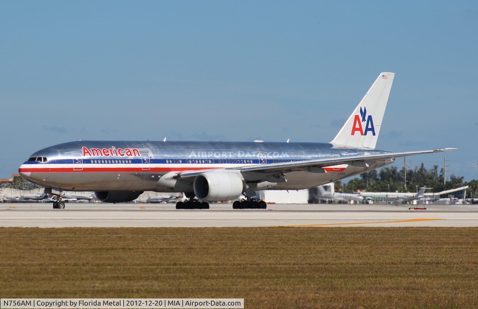 N756AM, 2001 Boeing 777-223 C/N 30264, American 777-200