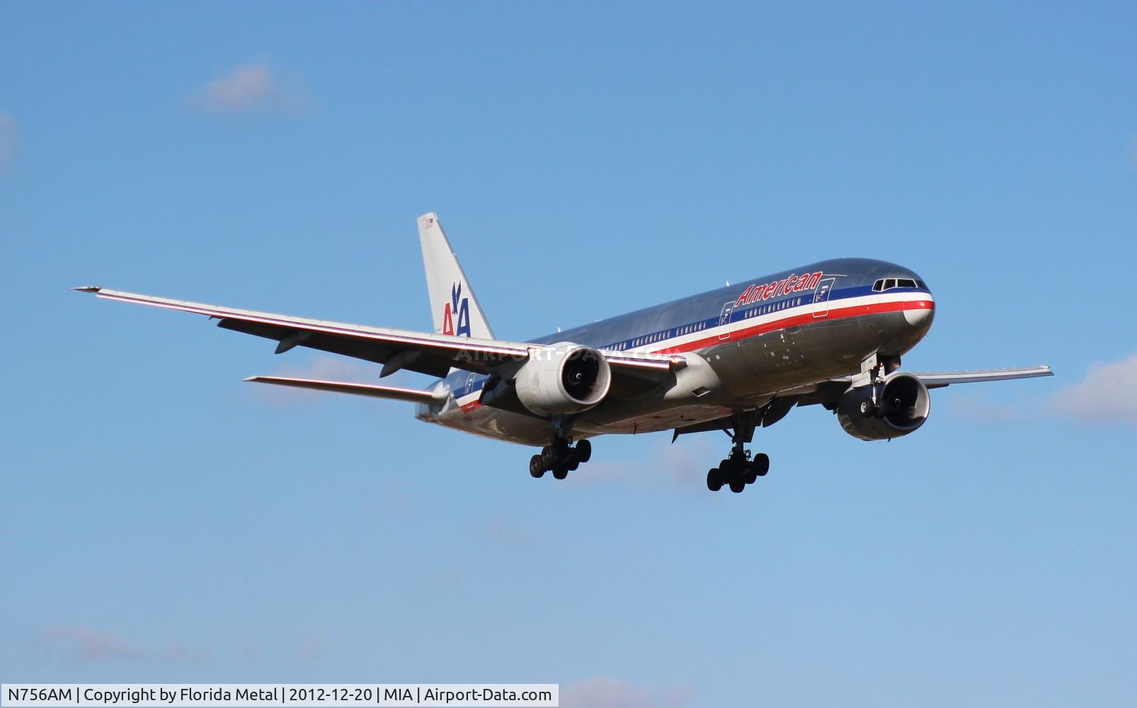 N756AM, 2001 Boeing 777-223 C/N 30264, American 777-200