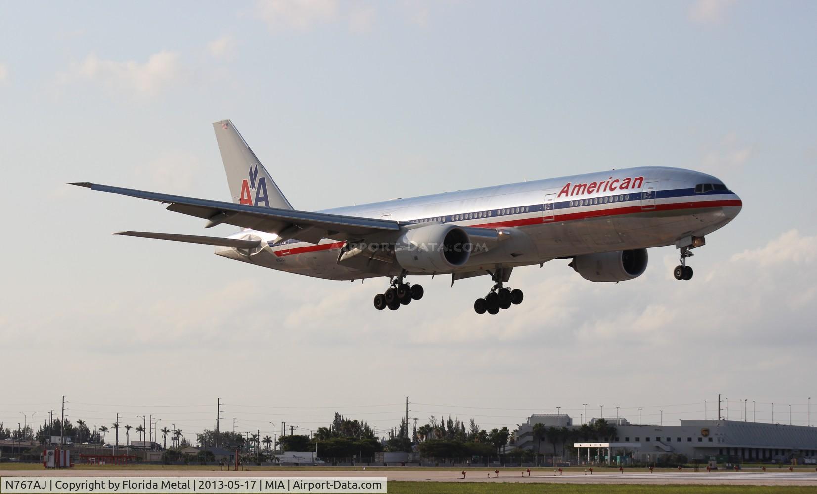 N767AJ, 2006 Boeing 777-223 C/N 33539, American 777-200
