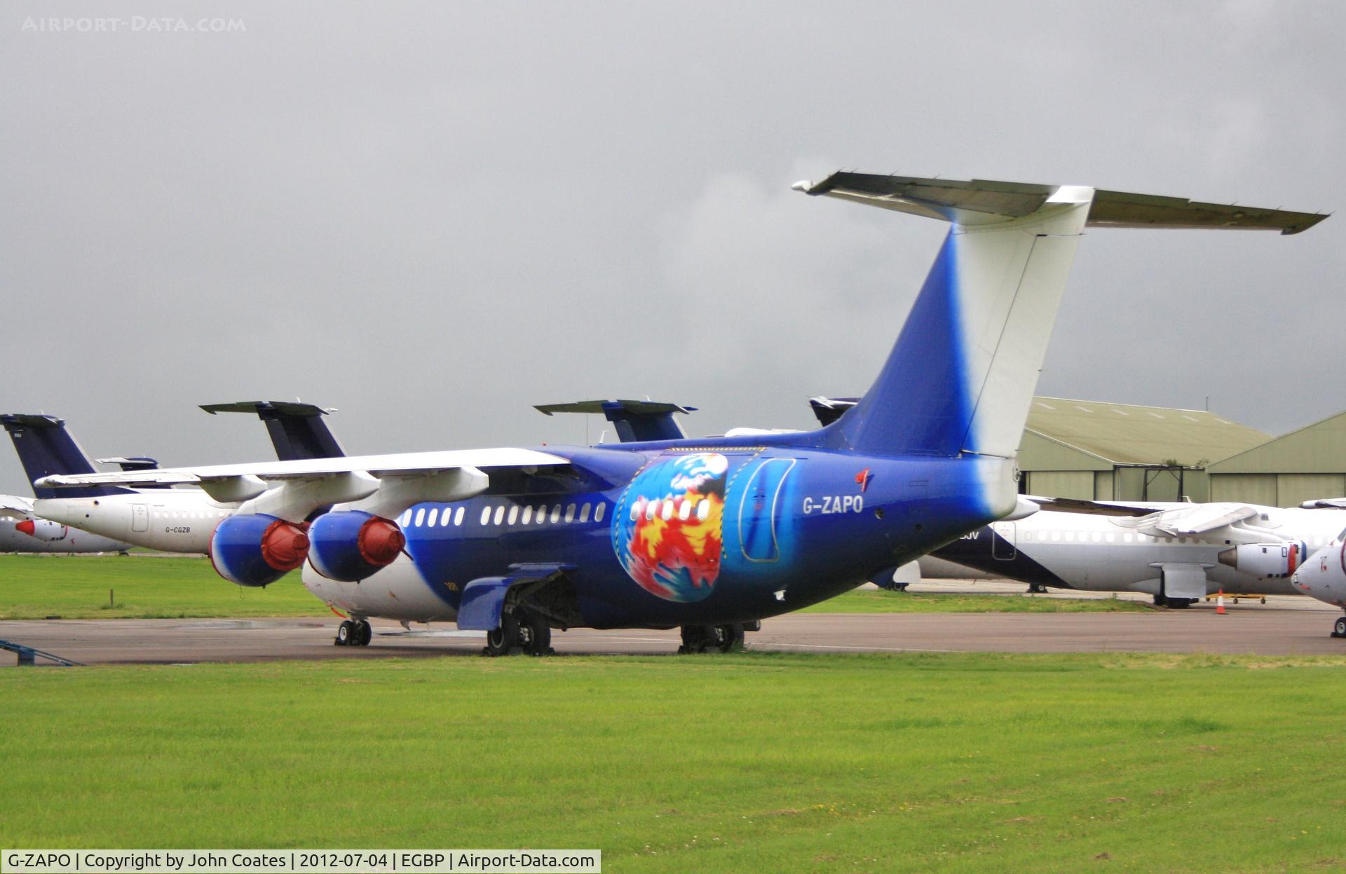 G-ZAPO, 1990 British Aerospace 146-200QC C/N E2176, Stored with others