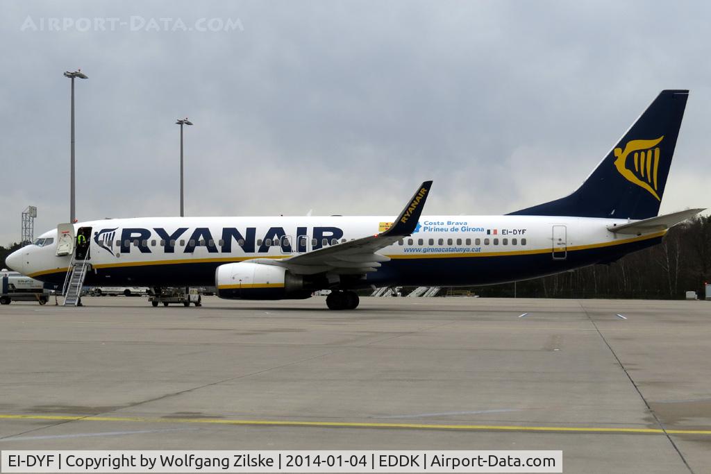 EI-DYF, 2008 Boeing 737-8AS C/N 36569, visitor