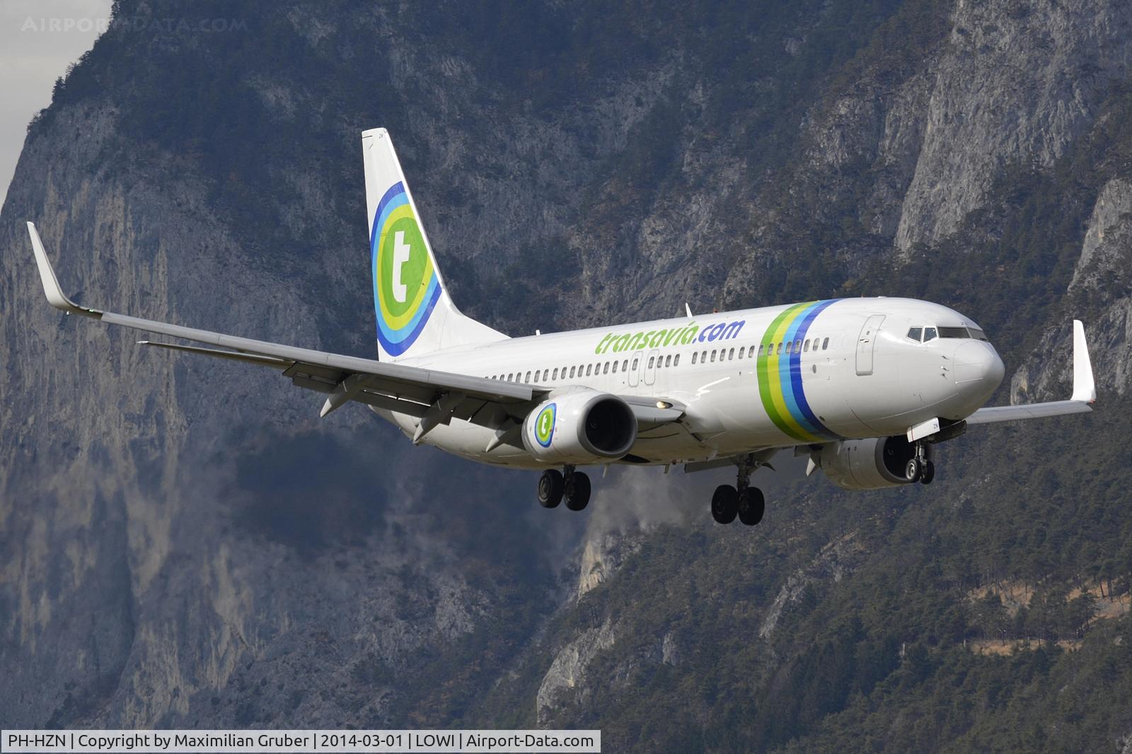 PH-HZN, 2004 Boeing 737-8K2 C/N 32943, Transavia