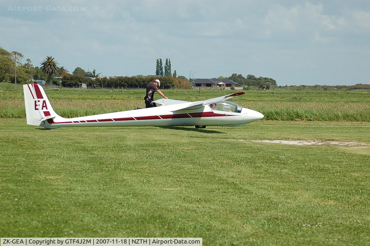 ZK-GEA, Slingsby T-51 Dart C/N FMD 93, ZK-GEA 'EA'  at Thames 18.11.07. w/o at Thames 3/08